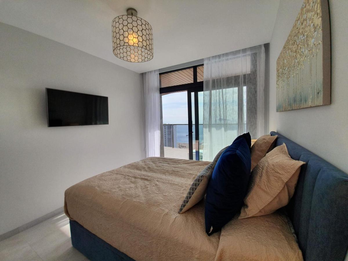 Sunset Waves Benidorm Apartment Luaran gambar